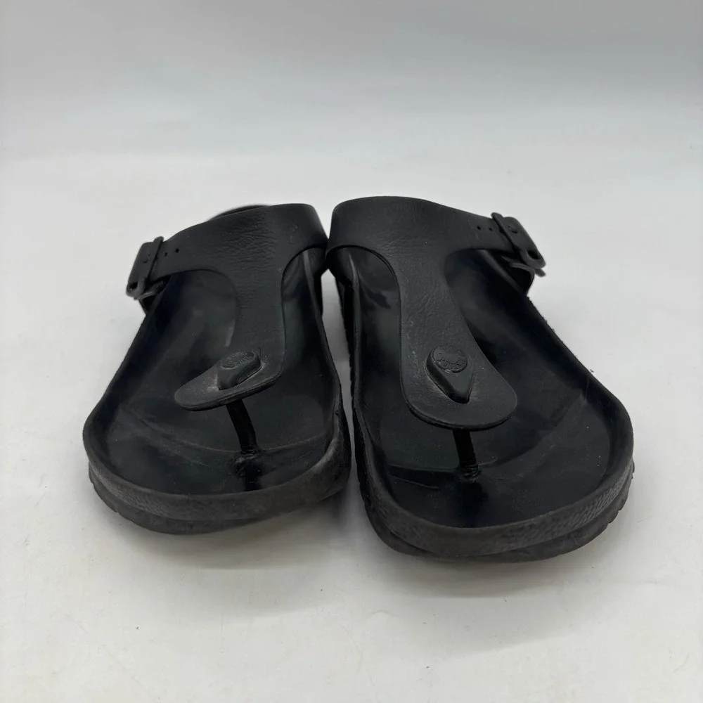 Birkenstock shop confidence